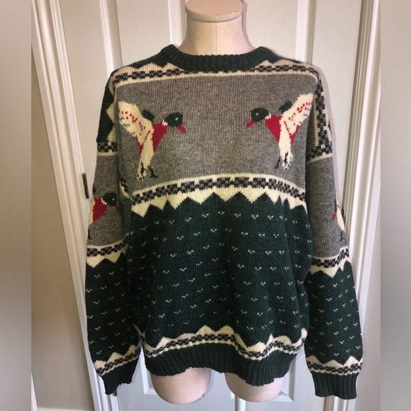 Woolrich Other - Woolrich Vintage Duck Print Crewneck Wool Sweater